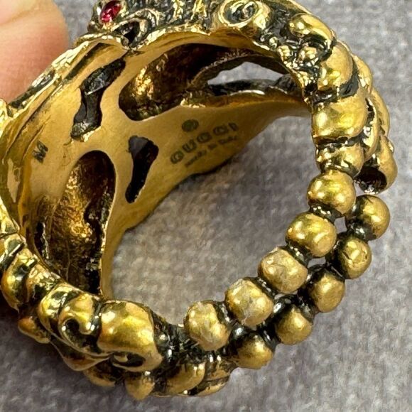 Gucci Rare Stone Dragon Gold Tone Medium Ring 8 - Picture 6 of 9